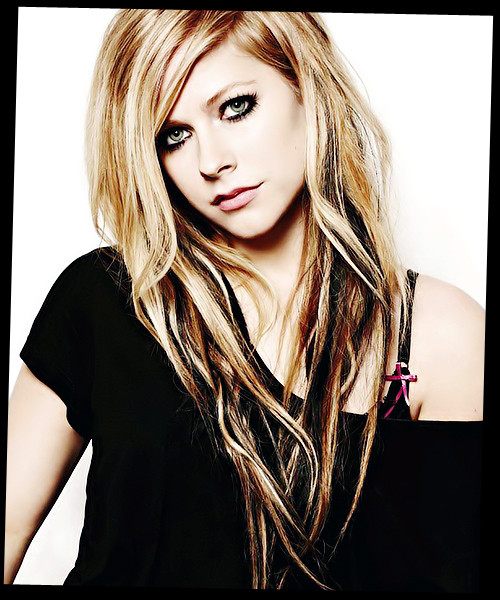 http://www.portalpower.com.br/wp-content/uploads/2011/05/Avril-Lavigne11.jpg